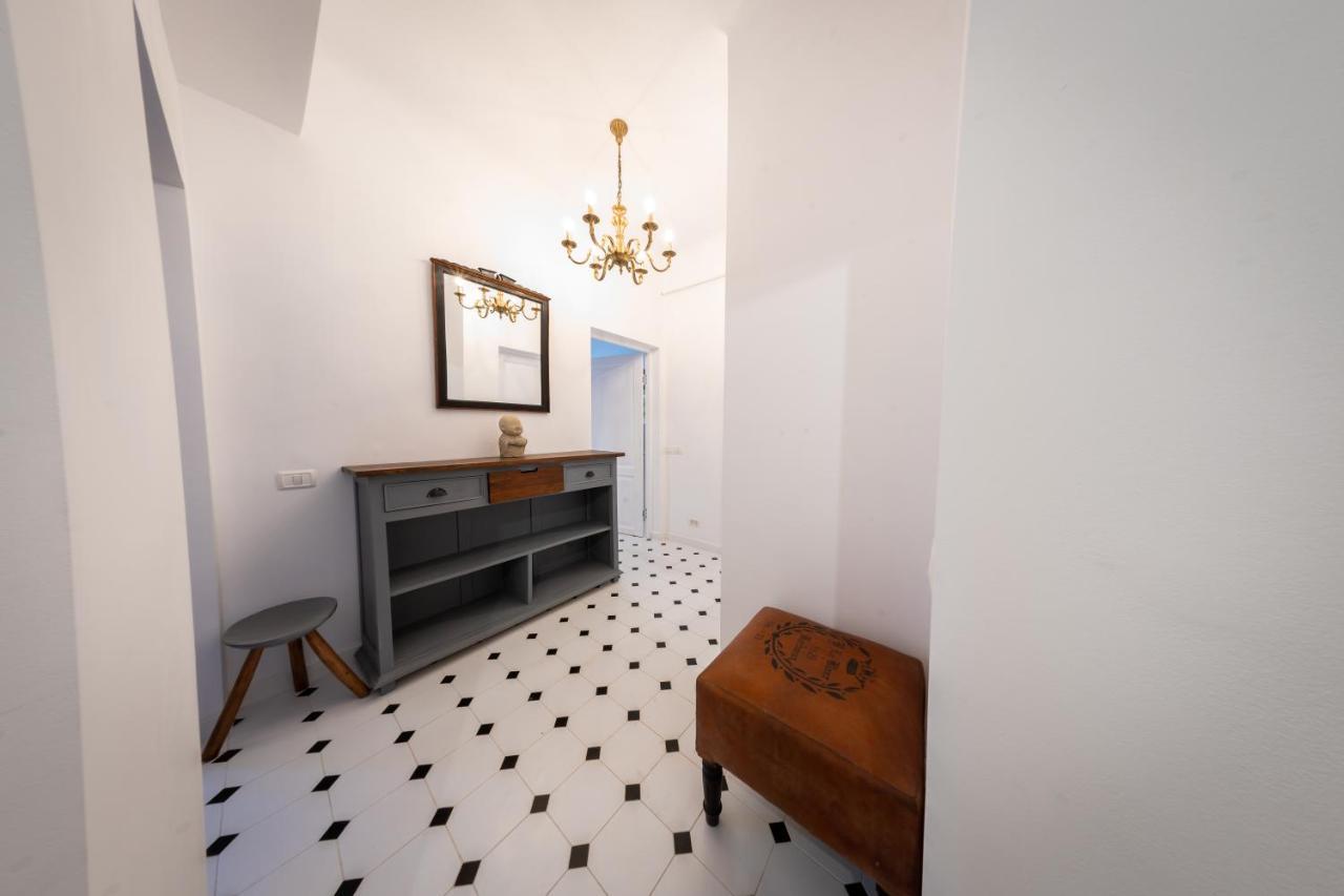 Theatre Rooftop Apartment With Patio Βουκουρέστι Εξωτερικό φωτογραφία